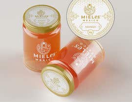 #75 for Diseño de etiquetas para tapa de frascos de miel de abeja af ajotam
